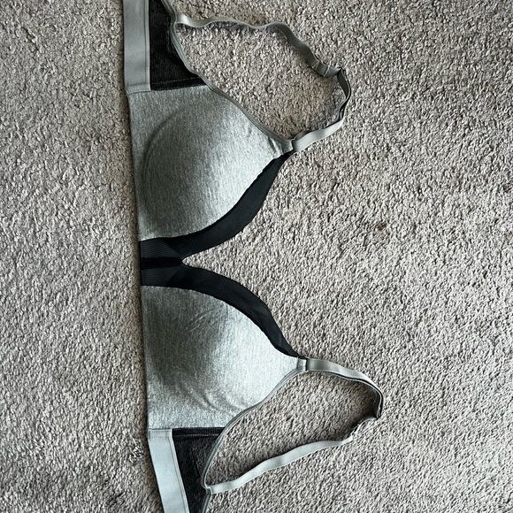 Lively No Wire Push-up - Gray and Black Women's Bra - Picture 2 of 4